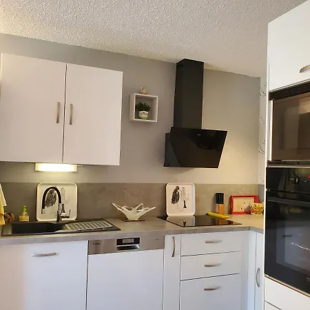 2 Pieces Climatise 4 Personnes Apartman
