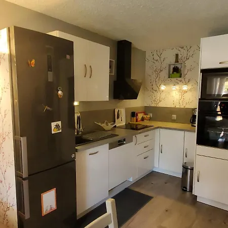 2 Pieces Climatise 4 Personnes Apartman *
